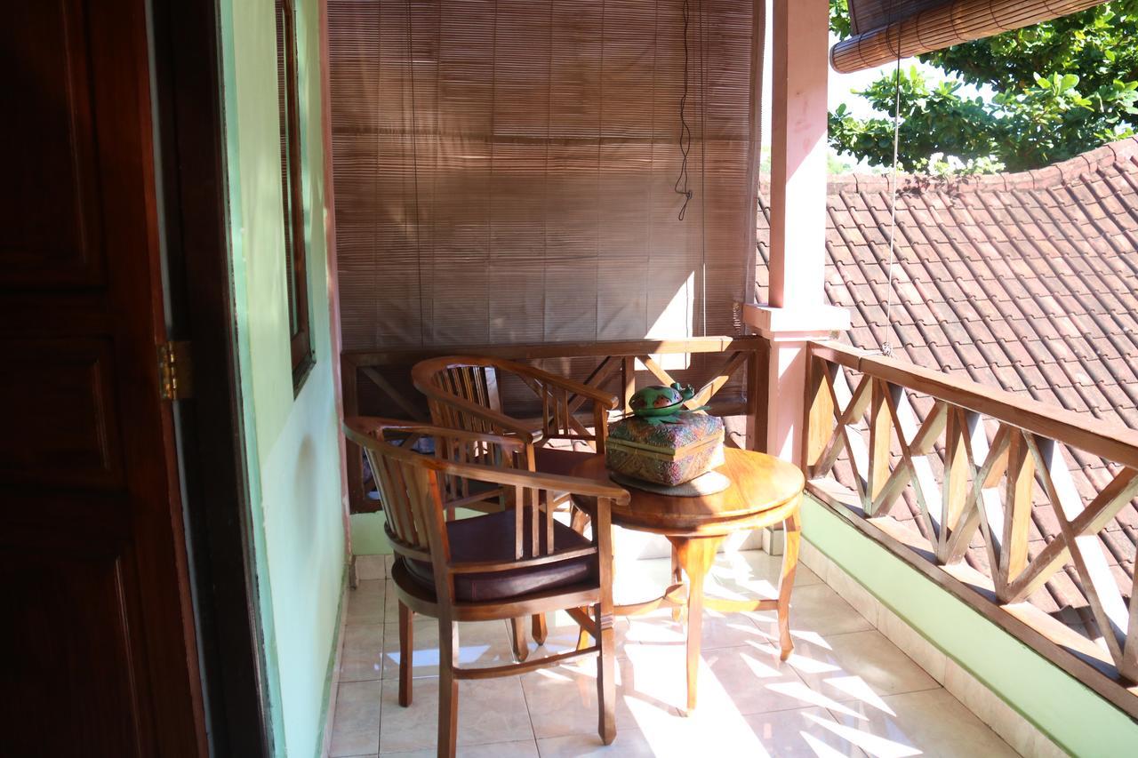Blue Star Bungalows & Cafe Amed Exteriör bild
