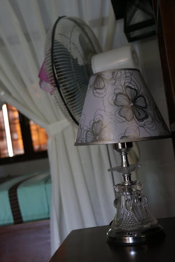 Blue Star Bungalows & Cafe Amed Exteriör bild